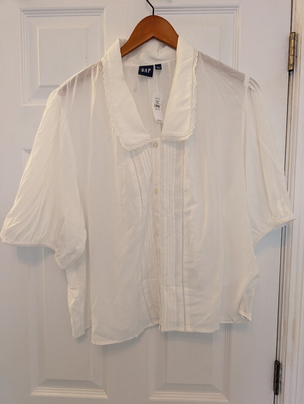 NWT Gap Puff Sleeve Blouse